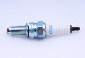 BOUGIE CR9EK NGK DOUBLE ELECTRODE